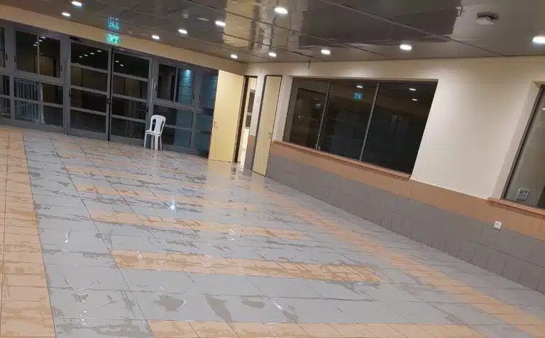 ניקיון בתי ספר